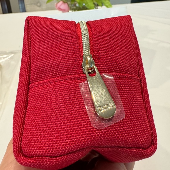 New and Authentic Dior beauty pouch with box - Picture 7 of 11
